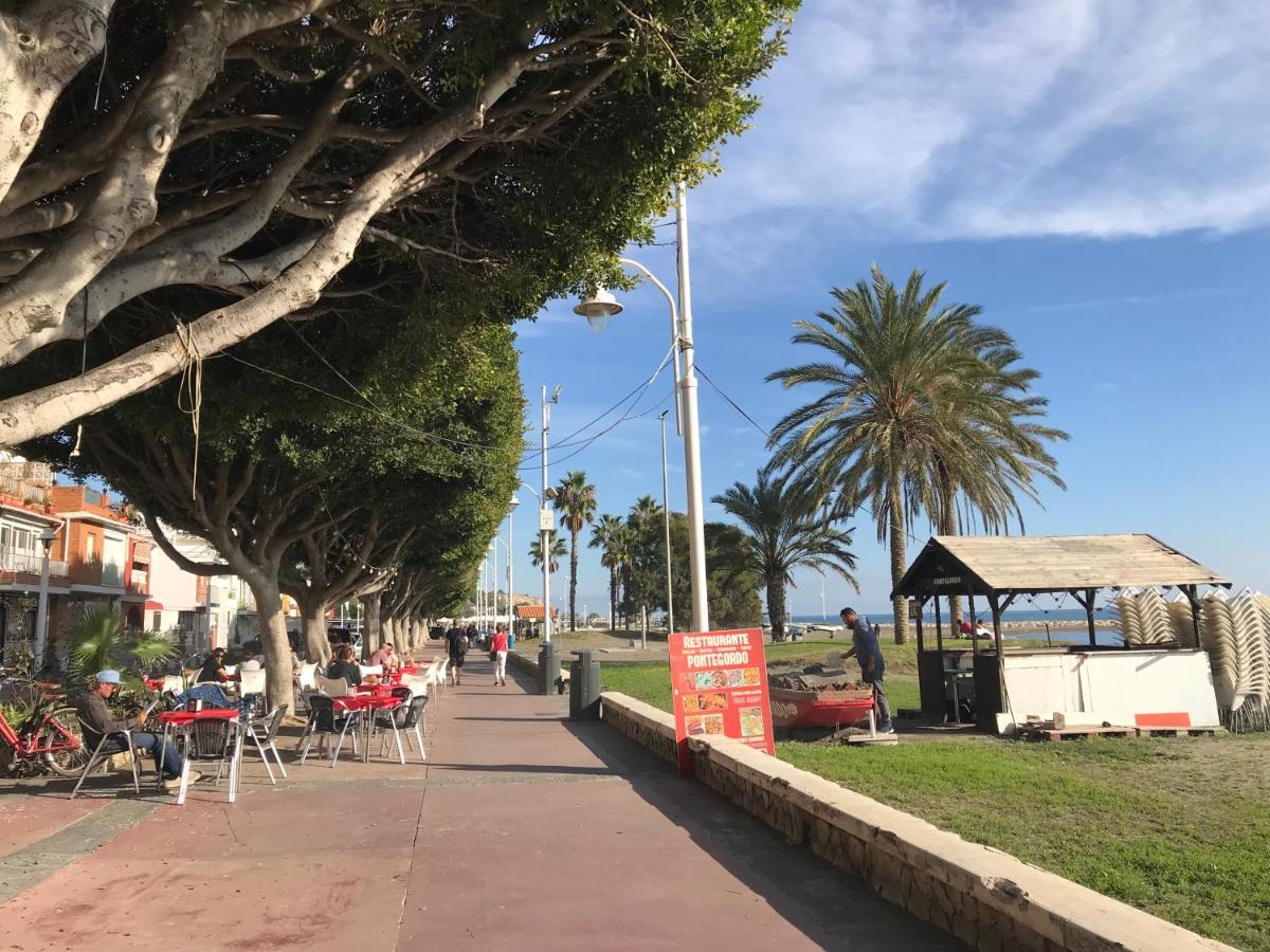 Malaga Beach House, 2 City Bikes, 2 Children'S Bikes, Wifi, Big Terrace, Bbq, Family, Childfriendly Exterior foto